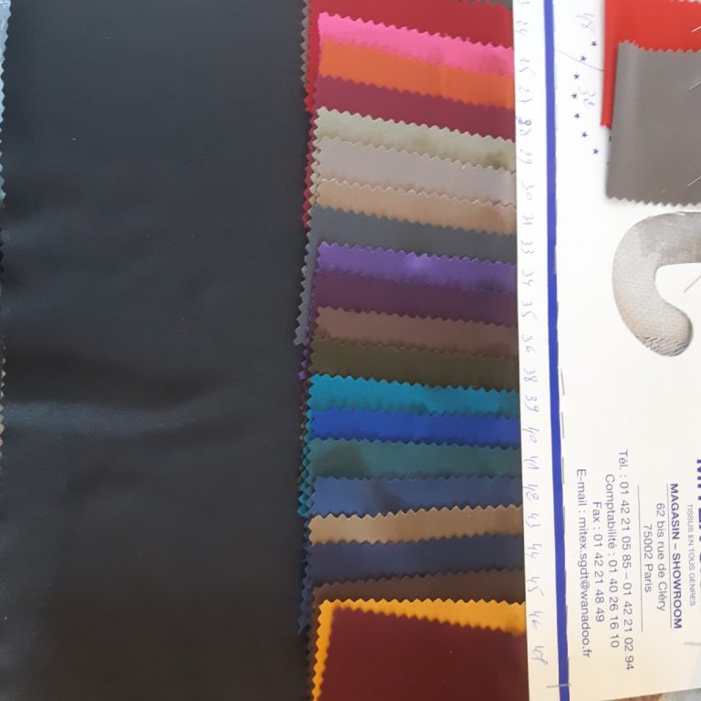 Bobine de tissu Banlon de 130 mètres