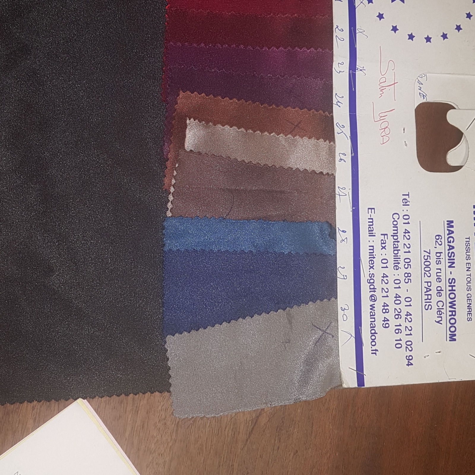Satin lycra bobine de tissus de 100 mètres