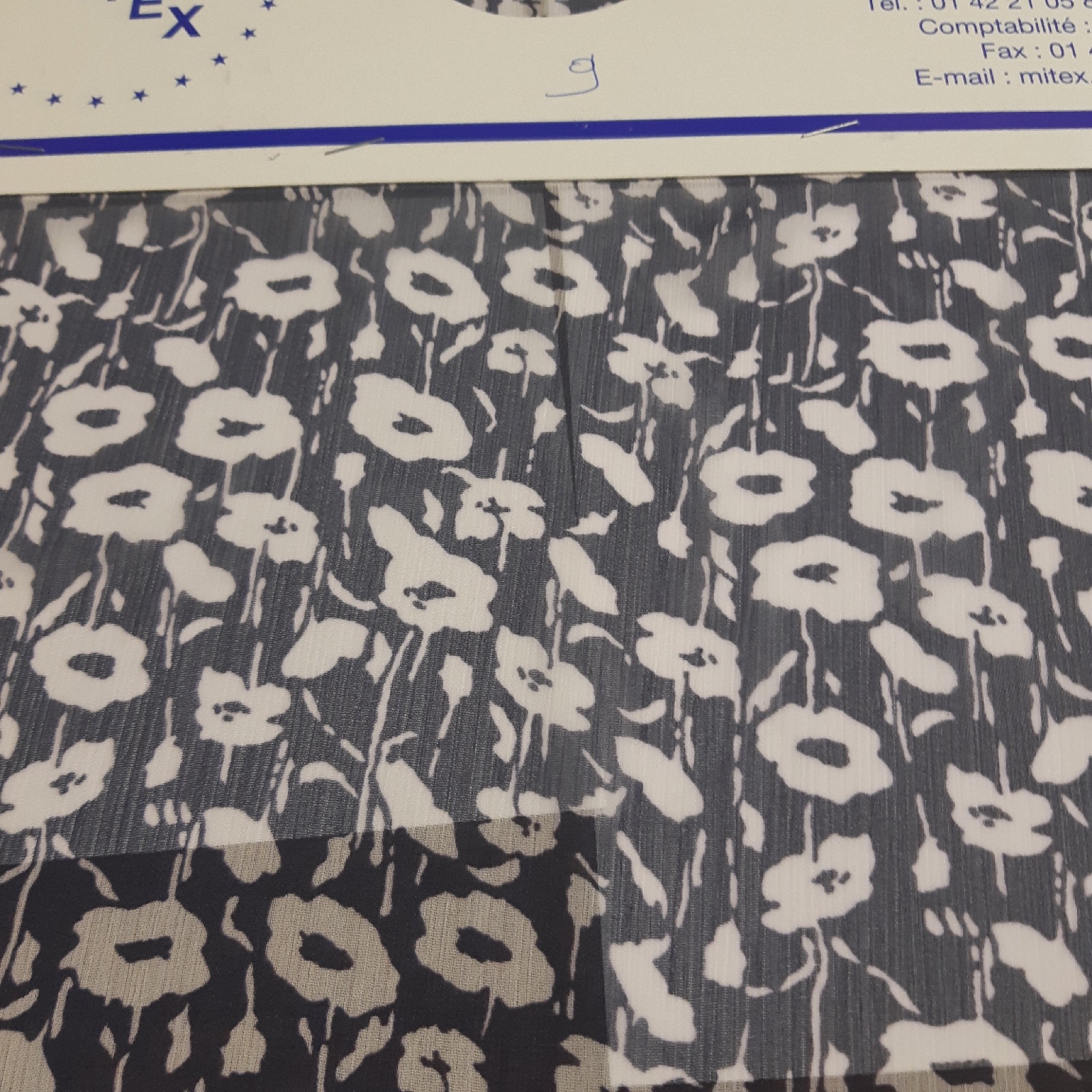 grossiste tissu mousseline a petite fleur