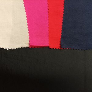 Tissu Satin Muse : L'Élégance du Touché Soie
