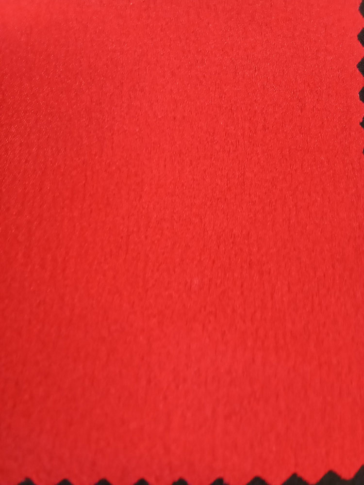 Tissu Bubble Satin Polyester Brillant : L'Alliance du Relief et de la Lumière