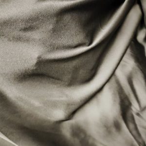 tissu crêpe polyester Bubble satin marine