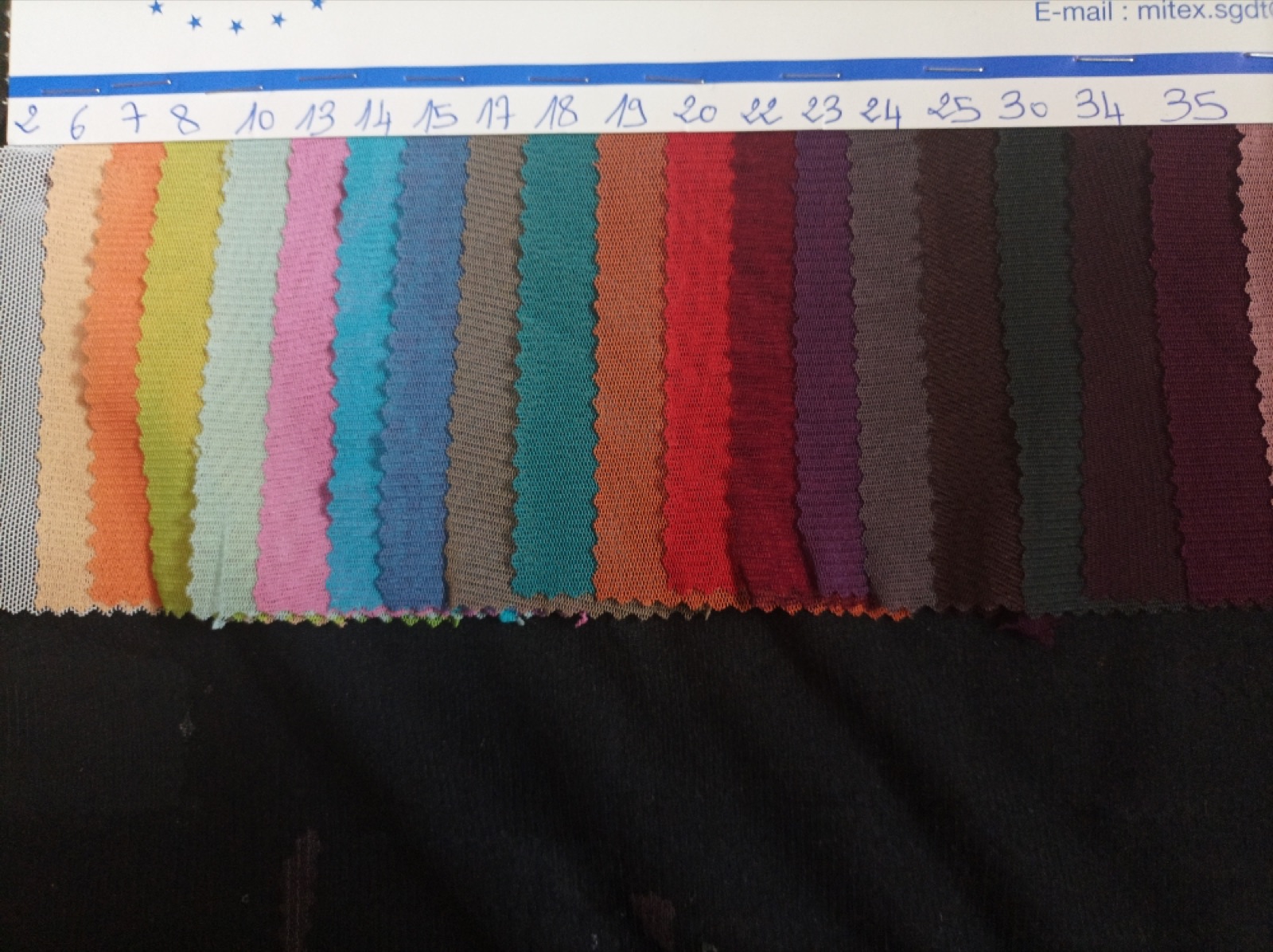 Tissu résumé lycra uni
